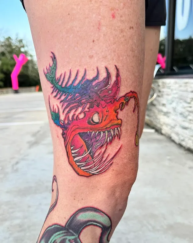 Urban's Tattoo & Piercing Studio South — Tattoo shop in Arlington